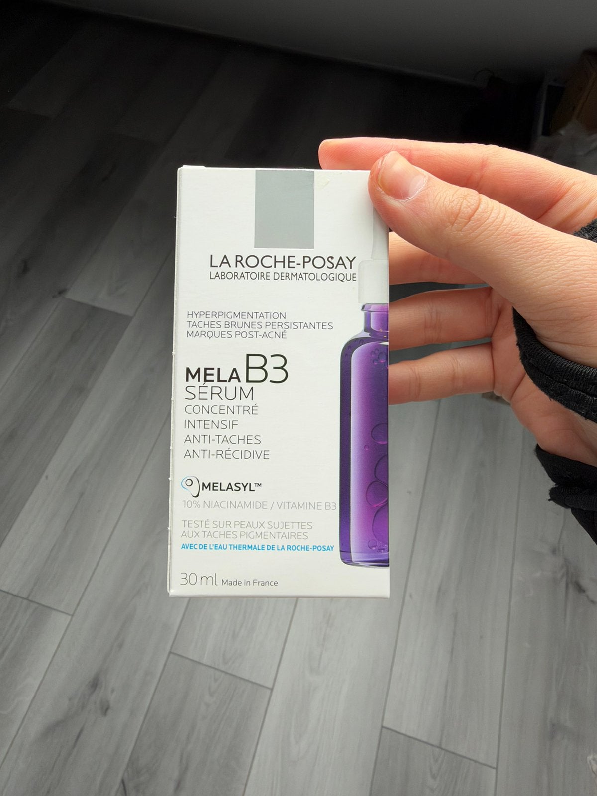 La roche posay mela b3, Handtassen en Accessoires, Ophalen, Nieuw