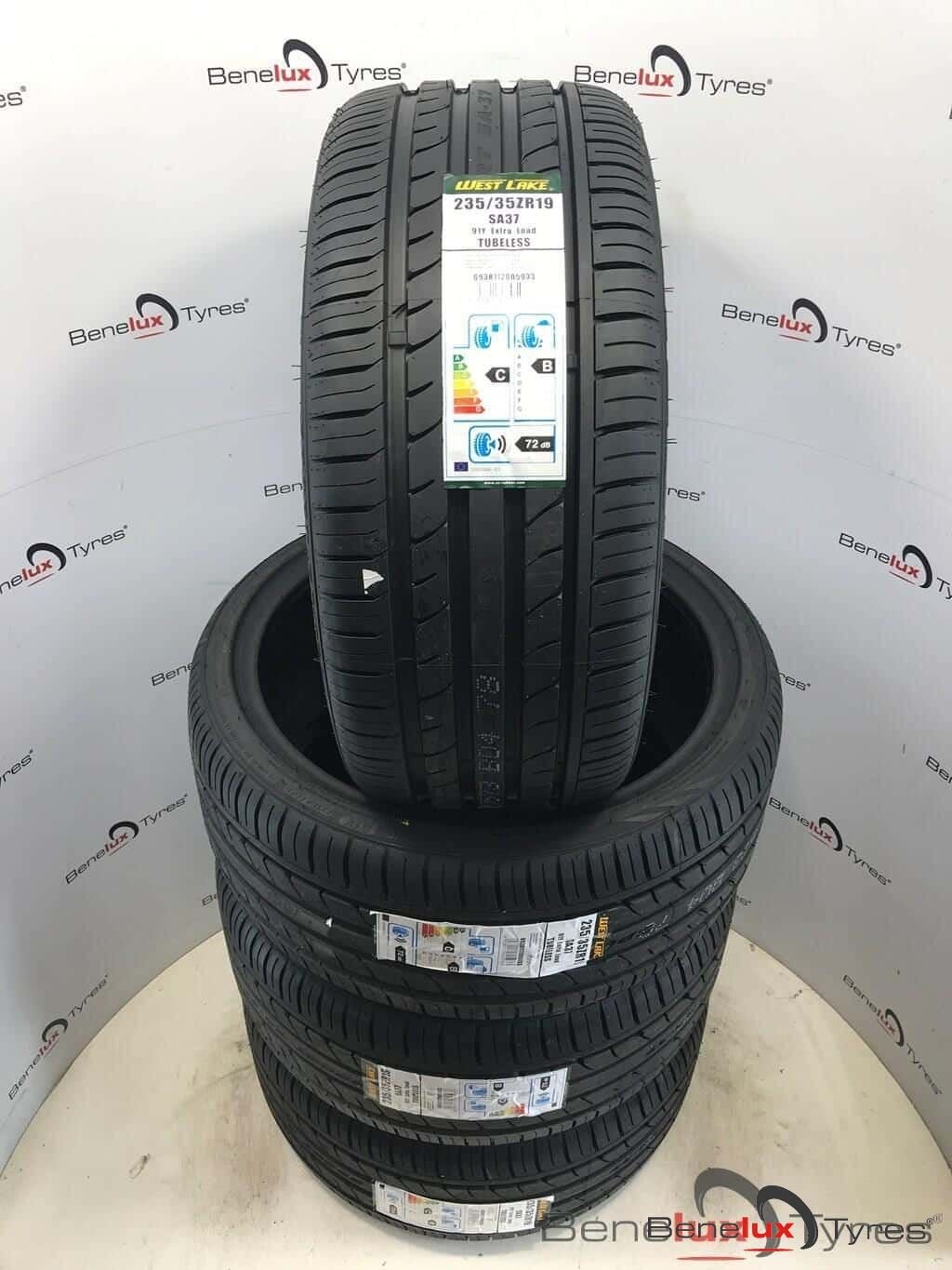 NIEUW 235/35ZR19 235/35R19 235/35/19 235/35 ZR19 R19 2353519, Auto-onderdelen, -, -, Nieuw, 235 mm