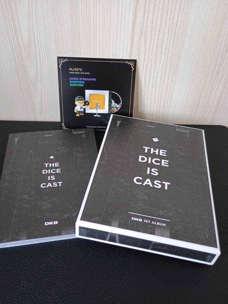 DKB, the dice is cast, (K-pop), Ophalen of Verzenden, 2020 tot heden, Zo goed als nieuw, Boxset