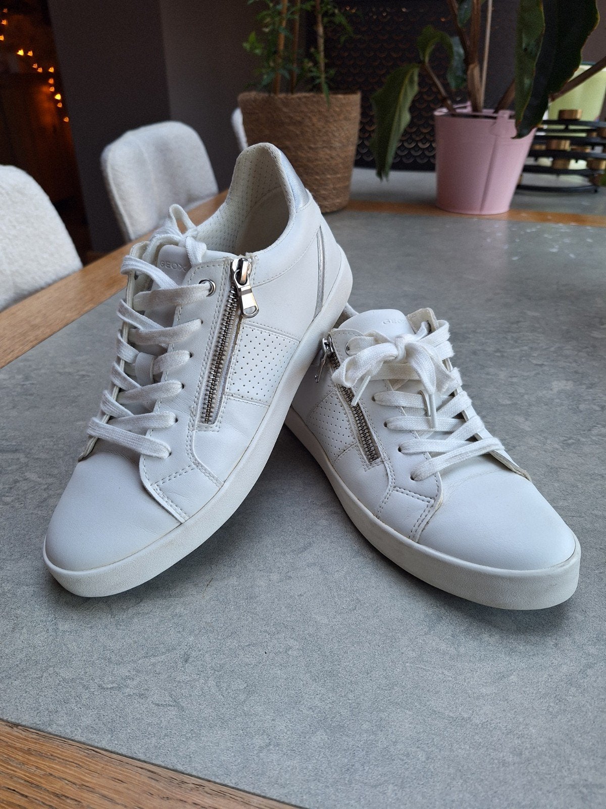 baskets femme NIKE, Enlèvement ou Envoi