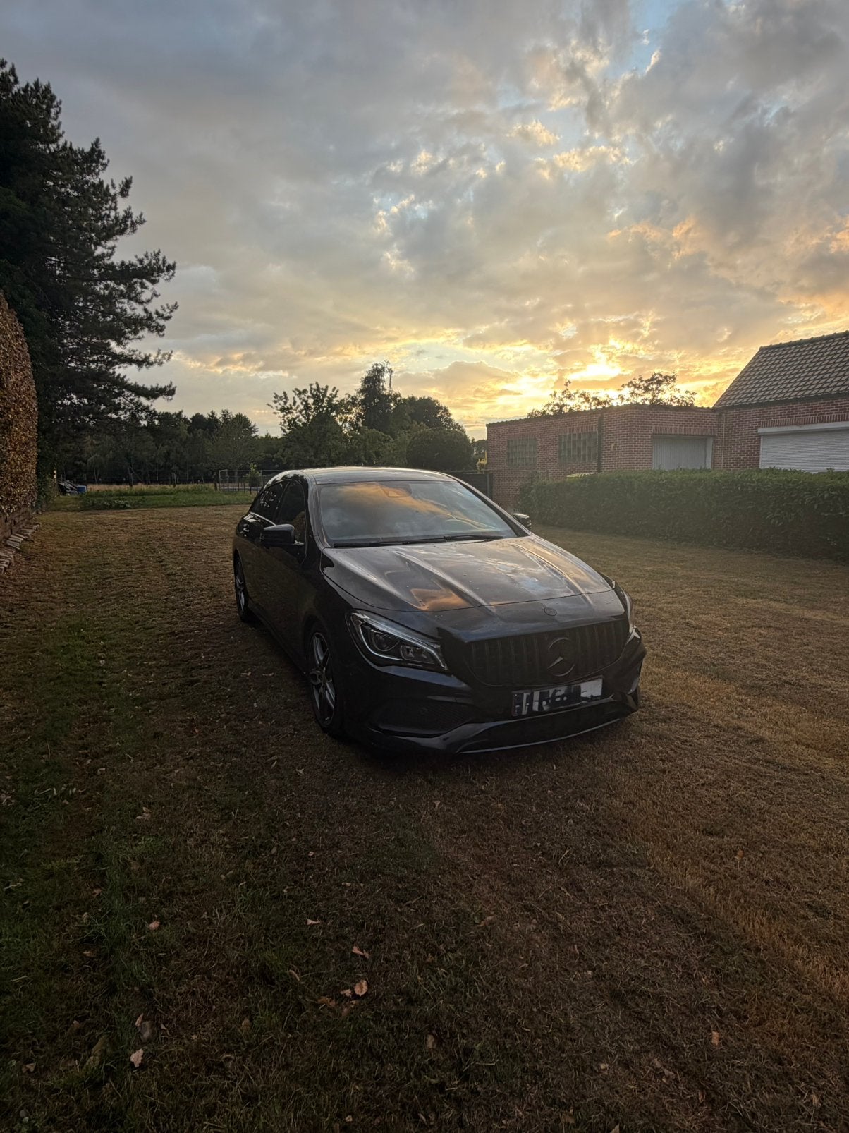 Mercedes CLA 180 shootingbreak AMG Line FULL BLACK, Autos, Audi, Autres modèles, Achat, Alcantara, 5 portes