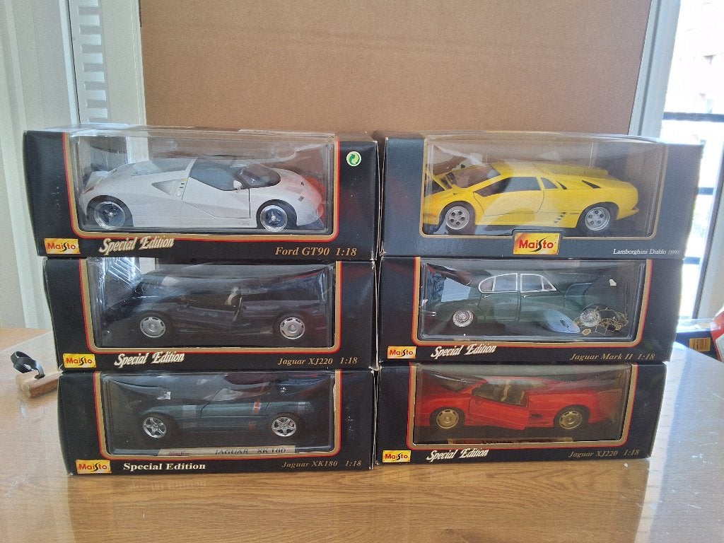 lot de 6 voitures miniatures à l'échelle 1:18, Enlèvement ou Envoi, Comme neuf, Voiture, Maisto