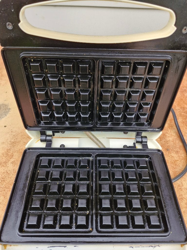 Zeer goed en mooi wafelijzer op netspanning, Elektronische apparatuur, Ophalen, Zo goed als nieuw