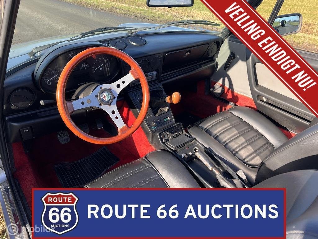 Alfa Romeo Spider 2.0 | 1987 | Route 66 Auctions, Auto's, Oldtimers, Zwart, Bedrijf, Handgeschakeld, Overige carrosserie