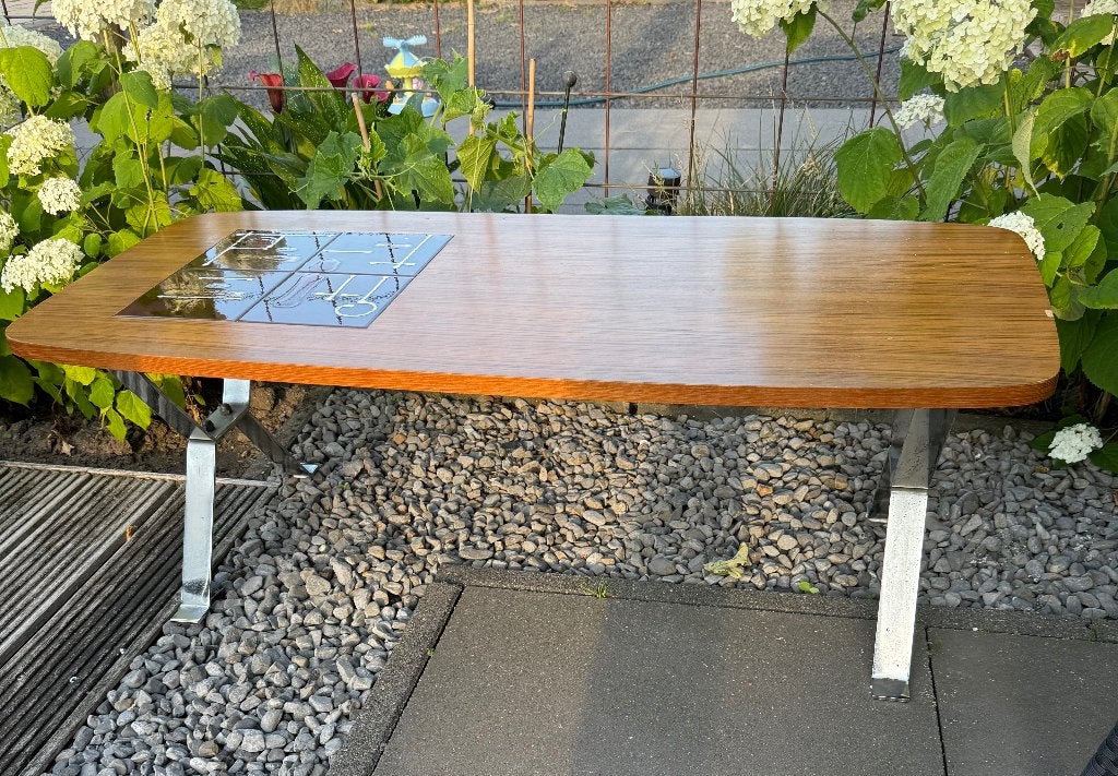 Vintage salontafel met keramiek inleg en chroomonderstel, Ophalen, Overige materialen, Minder dan 50 cm, Gebruikt