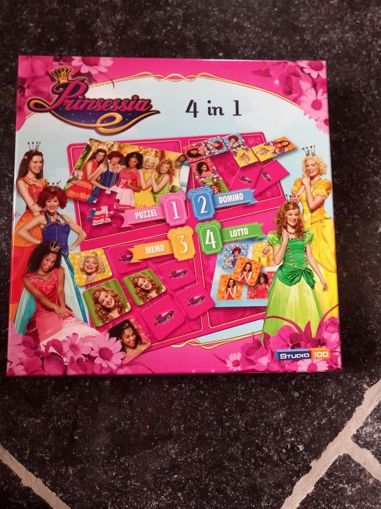 Prinsessia 4 in 1, Ophalen of Verzenden, Nieuw, Puzzelen