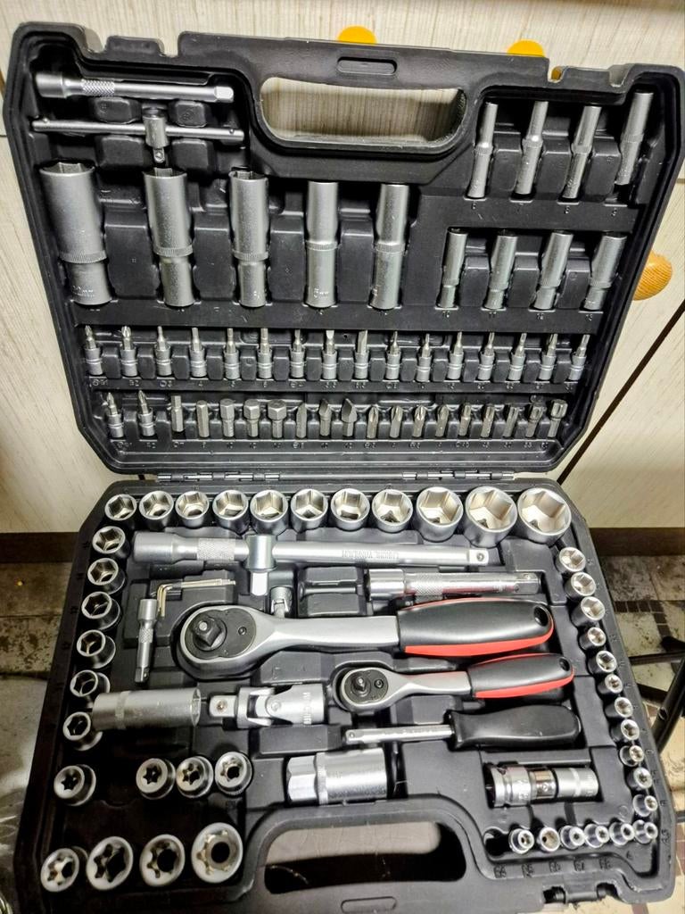 🔴VALISE - COFFRET À OUTILS - DOUILLES - CLIQUETS. -108 pcs., Ophalen, Nieuw