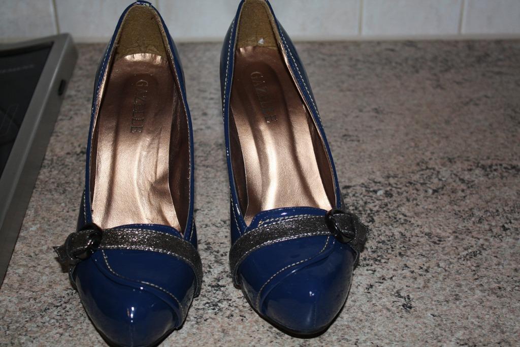 Nieuwe schoenen m37 meer 37,5 blauw, Ophalen, Nieuw, Blauw