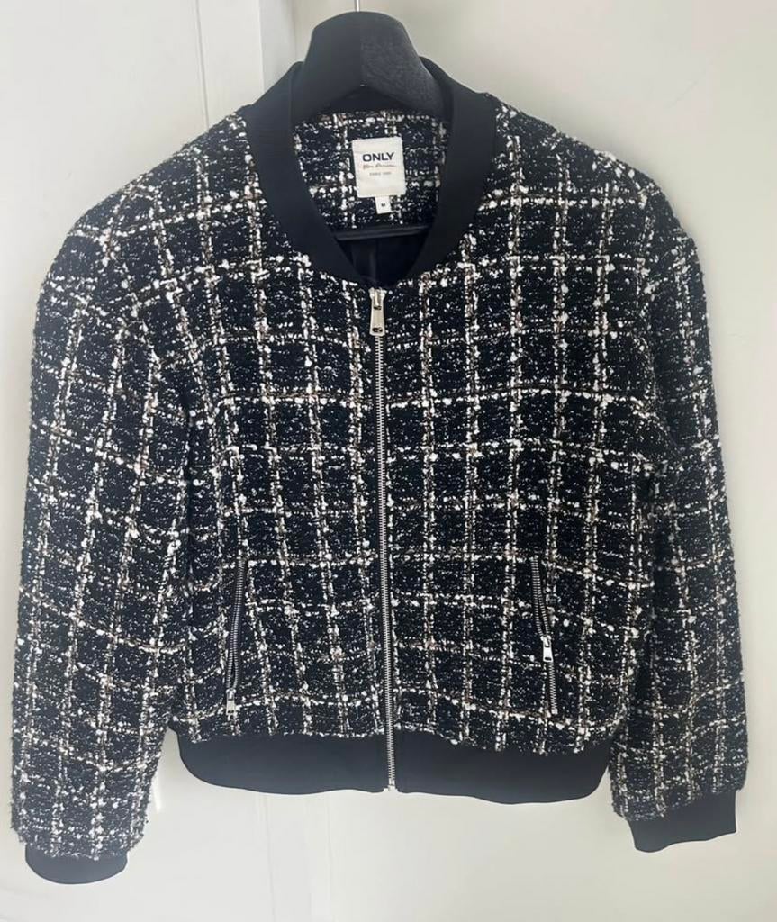 Leuk geruit bombervest - Only - medium, Neuf, Taille 38/40 (M), Enlèvement ou Envoi, Manteau