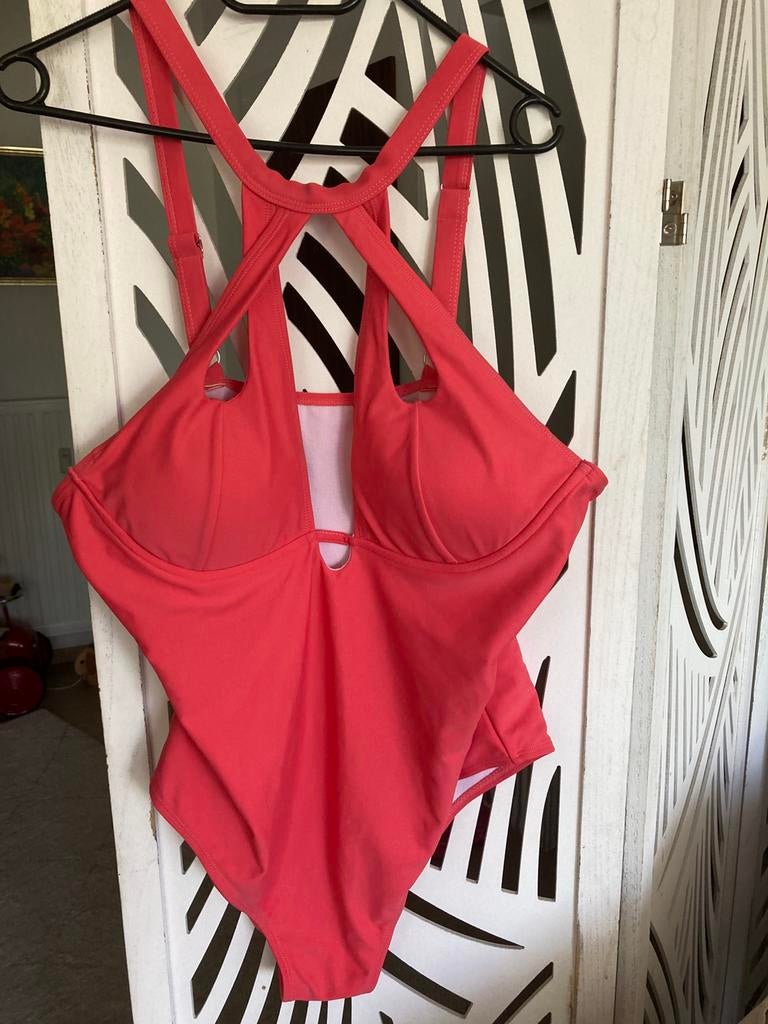 Maillot de bain NEUF 1 pièce 2XL, Neuf, Rose, Enlèvement, SHEIN