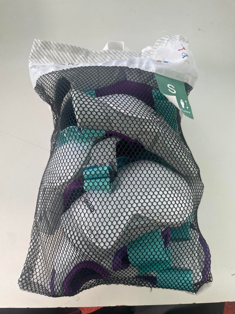 Set de 3 protections skate/rollers OXELO. Taille S., Enlèvement ou Envoi, Comme neuf