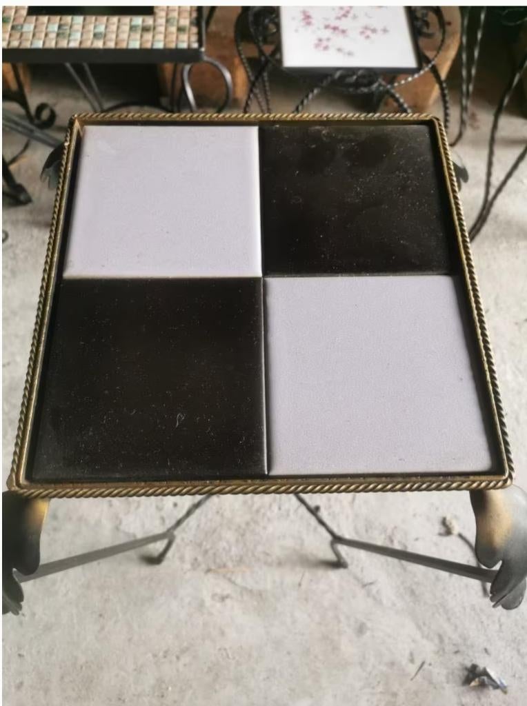Table basse vintage noir et blanc, Enlèvement