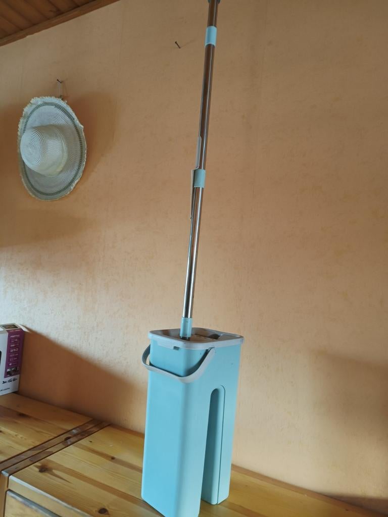 Seau propre et brosse neuve !, Enlèvement