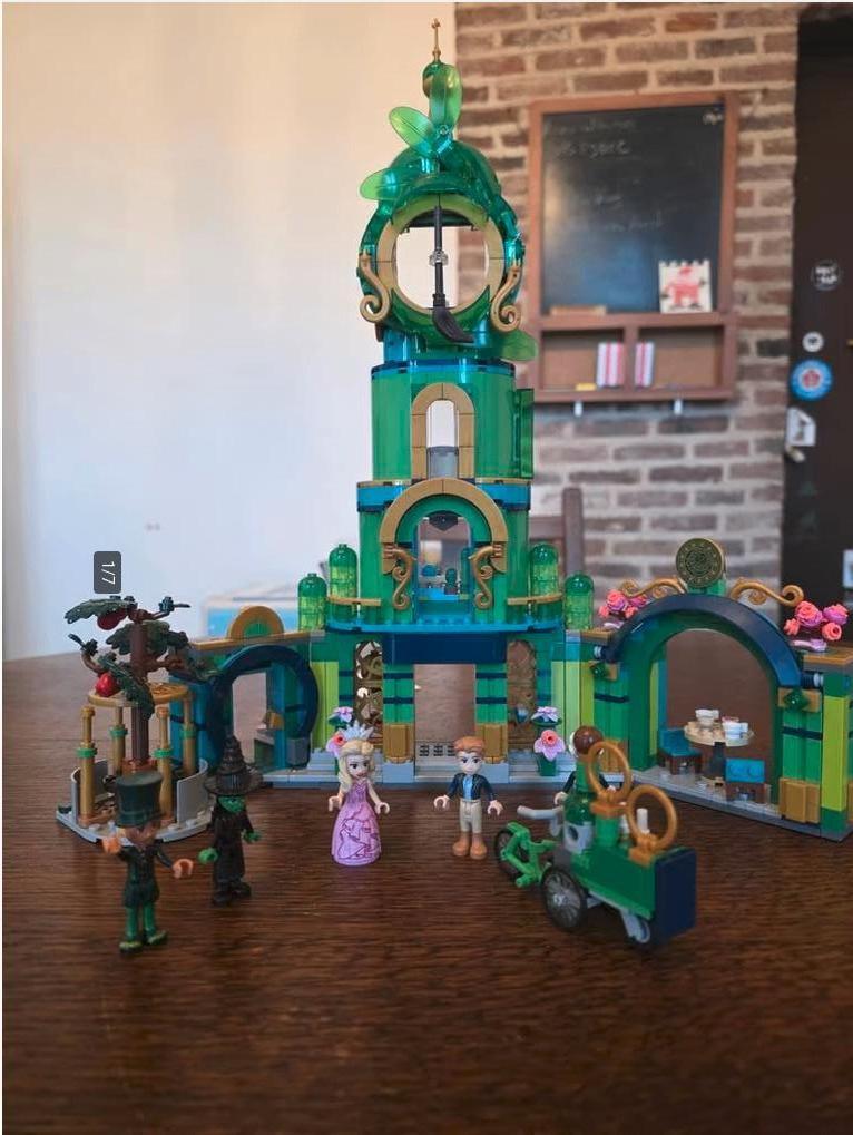 Lego wicked emerald city 75684, Ophalen of Verzenden, Zo goed als nieuw, Complete set, Lego