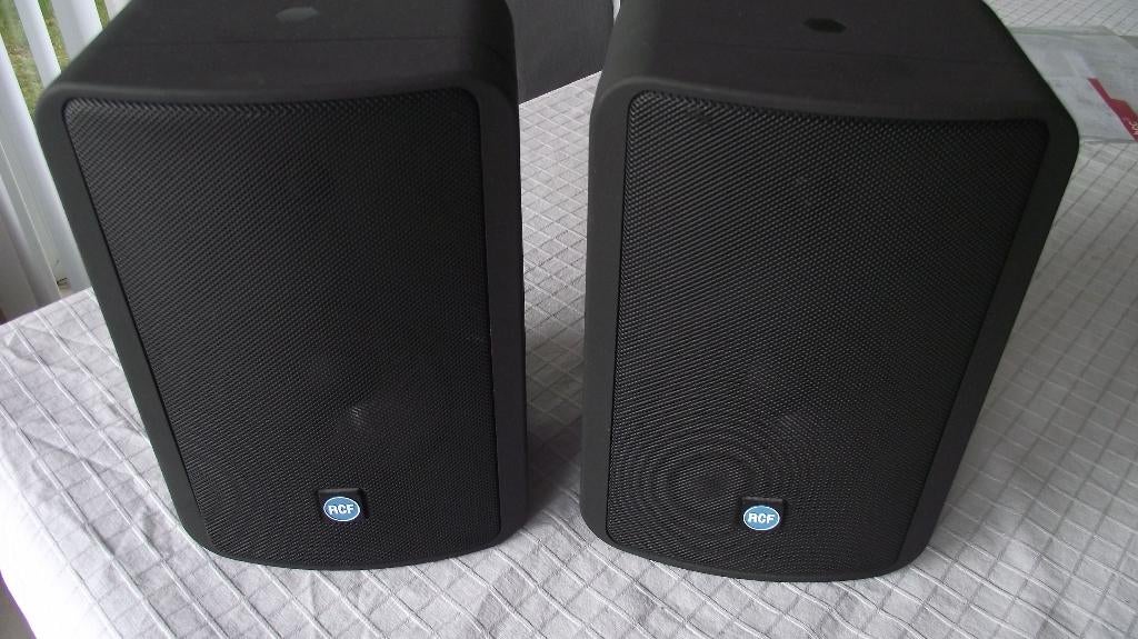 RCF MONITOR 5S SPEAKER, BLACK, 175 WATTS, Ophalen of Verzenden, Zo goed als nieuw, 120 watt of meer, Front, Rear of Stereo speakers