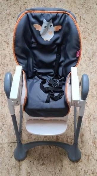 Eetstoel Child wheels, Kinderen en Baby's, Kinderstoelen, Ophalen, Zo goed als nieuw