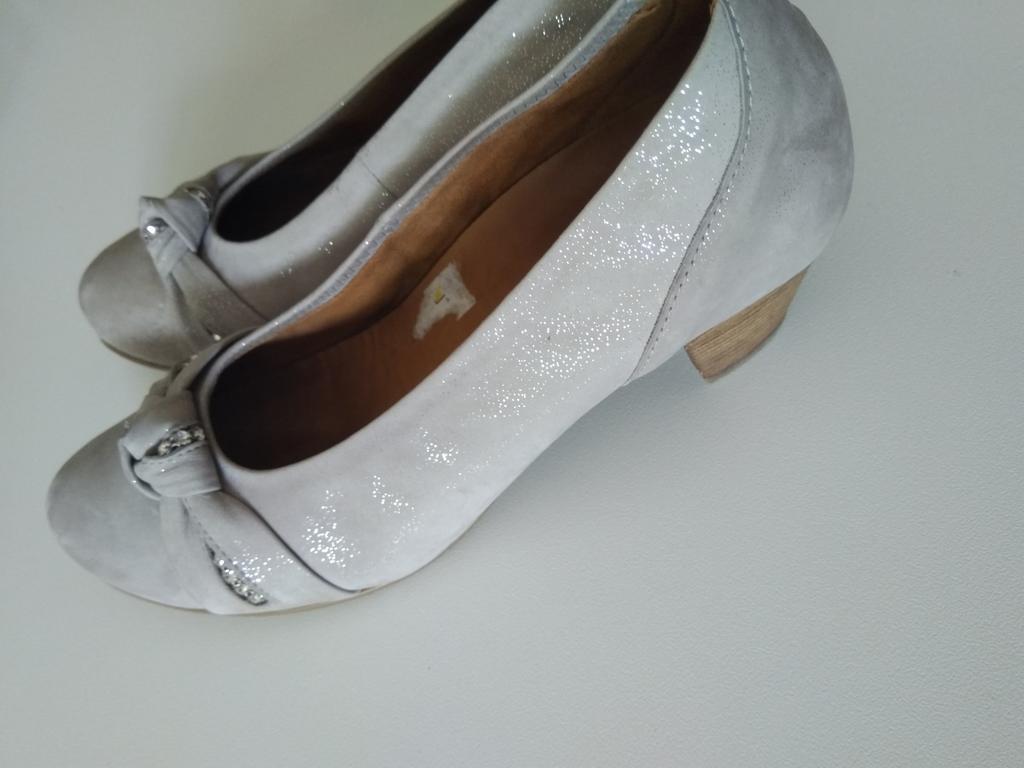 Damesschoenen, Kleding | Dames, Ophalen of Verzenden, Zo goed als nieuw