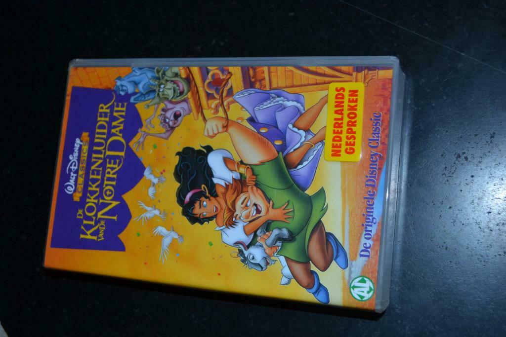 Teigetjes film op VHS &De klokkenluider van de Notre Dame, Cd's en Dvd's, VHS | Kinderen en Jeugd, Alle leeftijden, Ophalen of Verzenden