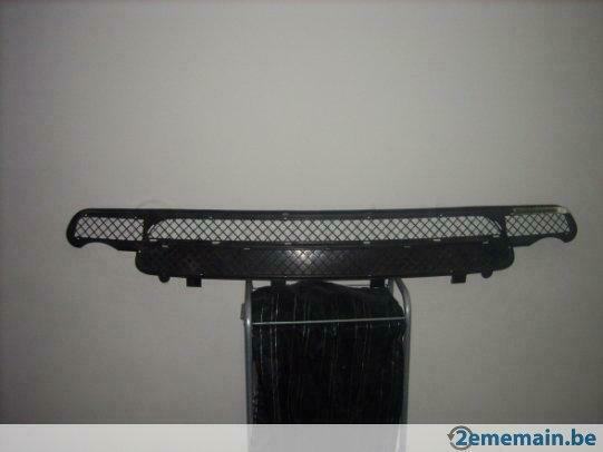 bmw e 46 serie 3 grille av de pare choc m, Autos : Pièces & Accessoires, Neuf, BMW