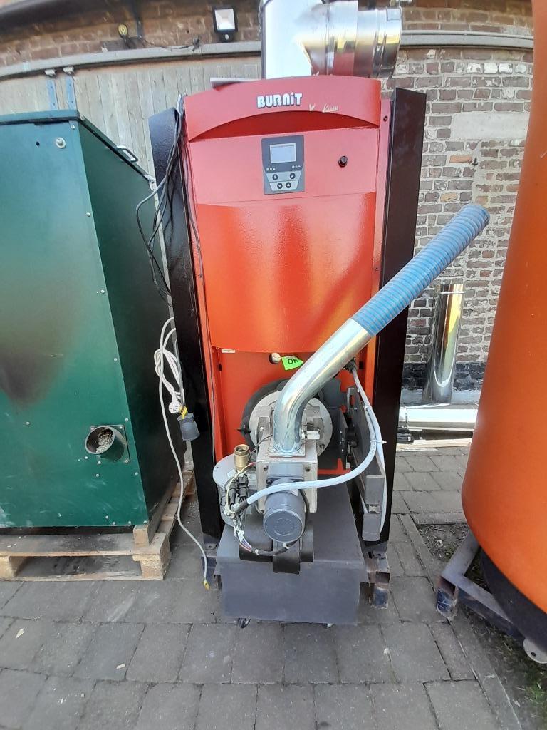 Pelletketel Burnit, Ophalen
