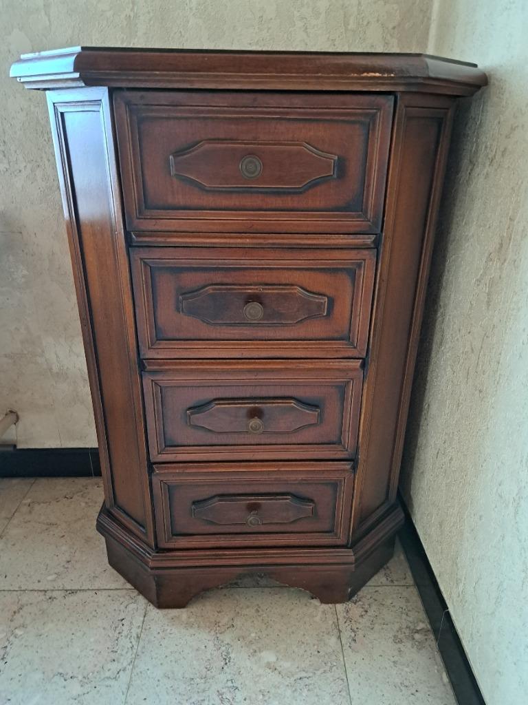 Armoire d'appoint en bois de cerisier, Enlèvement