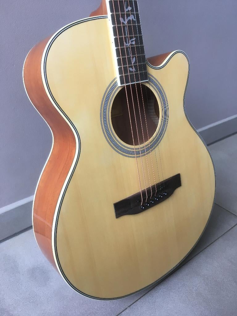 Zeer mooie (splinternieuwe) akoestische gitaar, Ophalen of Verzenden, Nieuw, Western- of Steelstringgitaar