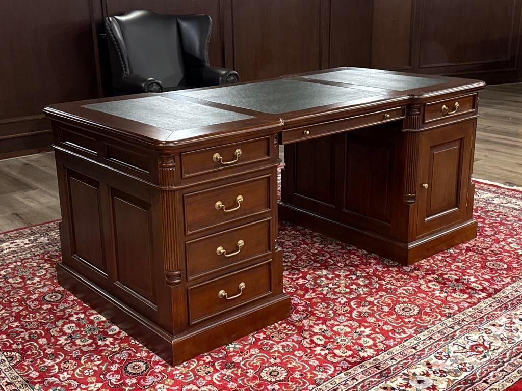 Klassiek Engels bureau (partnerdesk) #607, Huis en Inrichting, Ophalen of Verzenden