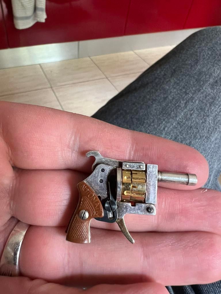 Revolver xythos collection ww2 ww1, Ophalen, Landmacht