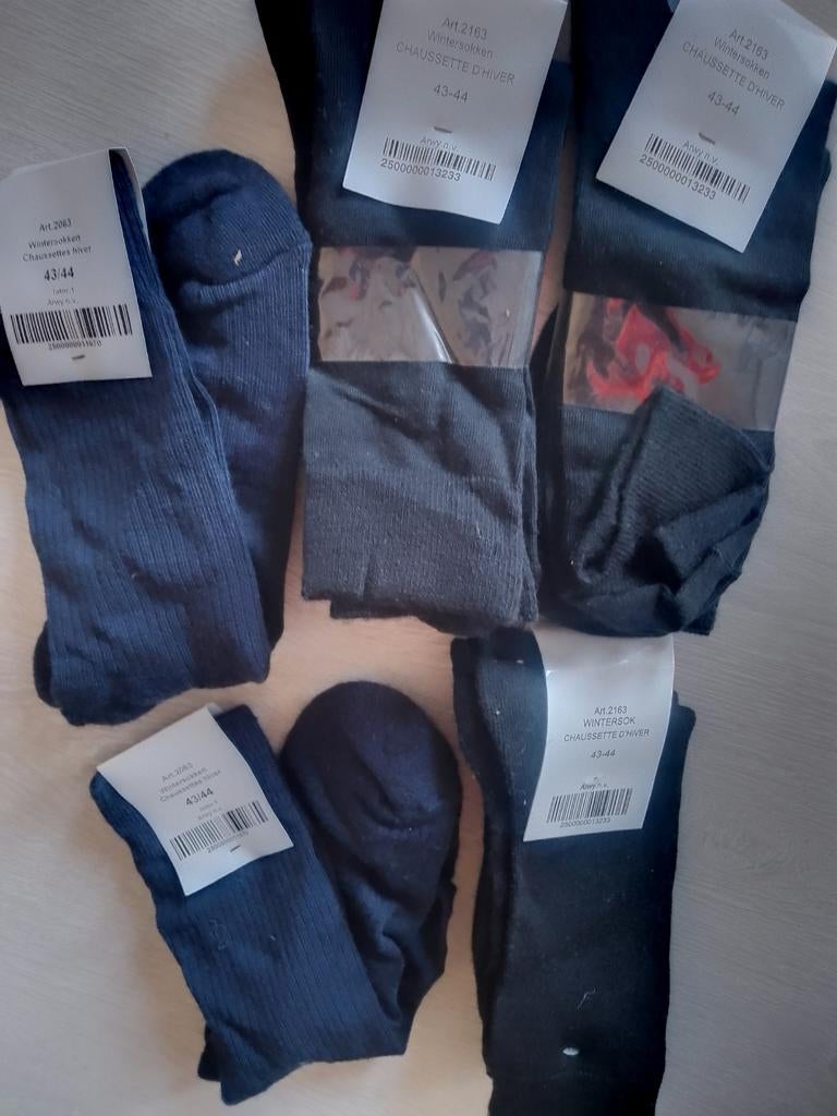 Chaussettes neuves taille 43-44, Enlèvement ou Envoi, Neuf, Taille 43 à 46