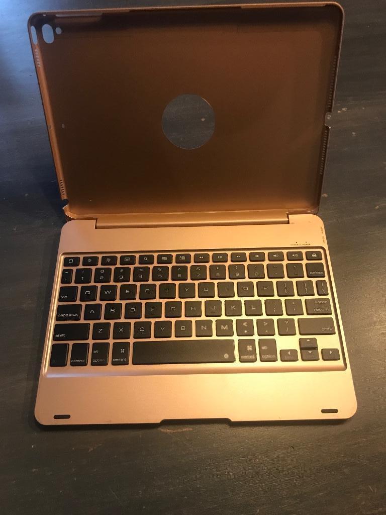 Toetsenbord IPad pro 9.7, Computers en Software, Ophalen of Verzenden, Zo goed als nieuw, Apple iPad Pro