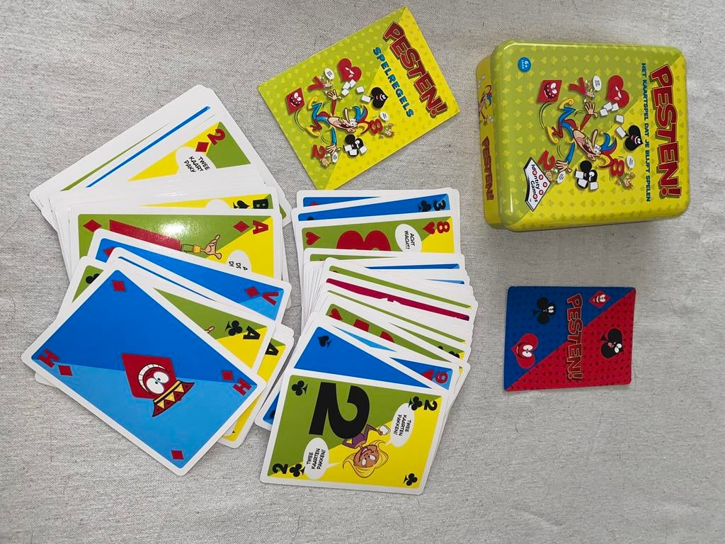 Pesten - Het kaartspel dat je blijft spelen., Ophalen of Verzenden, Zo goed als nieuw