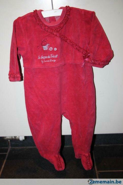 grenouillere rose sucre d"orge 12 mois, Enfants & Bébés, Enlèvement ou Envoi, Vêtements de nuit ou Sous-vêtements, Utilisé, Sucre d'Orge