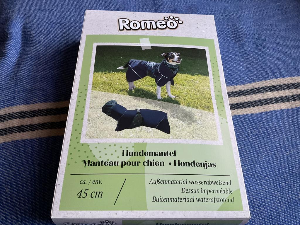 Waterdichte hondenjas met een achterkant van 40-45 cm., Dieren en Toebehoren, Hondenkleding, Zo goed als nieuw, Hondenjas, Ophalen