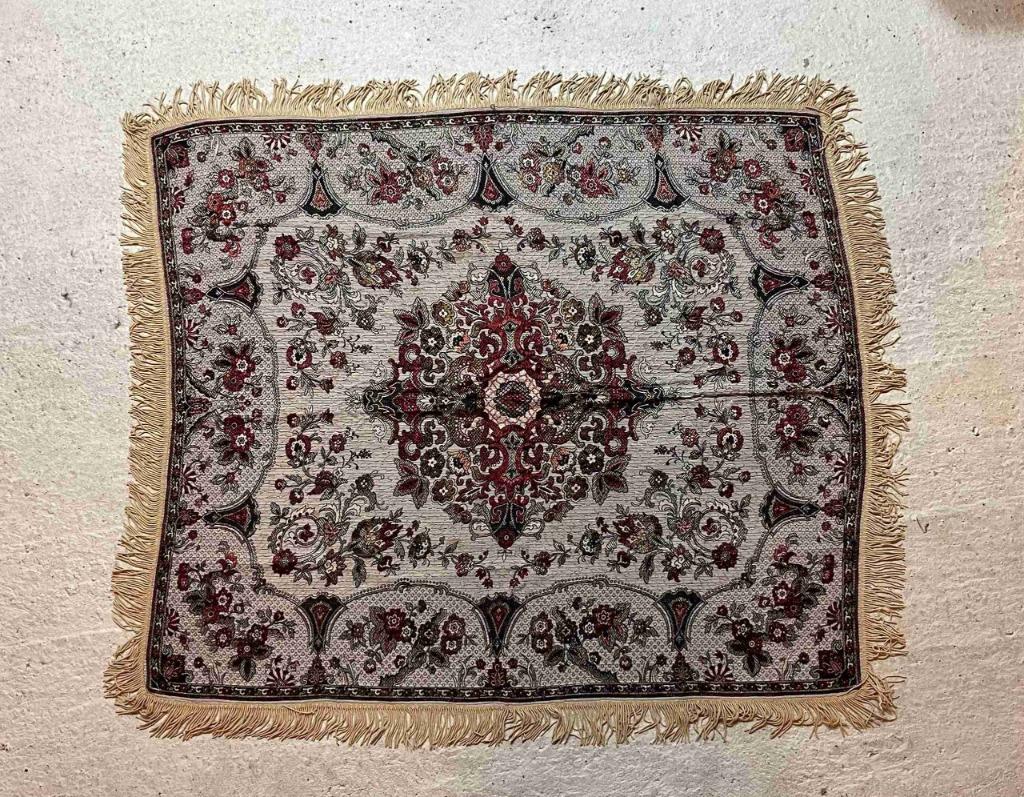 Bohémian foulard tafelkleed abstracte bloemen 134/113, Huis en Inrichting, Woonaccessoires | Plaids en Woondekens, Zo goed als nieuw