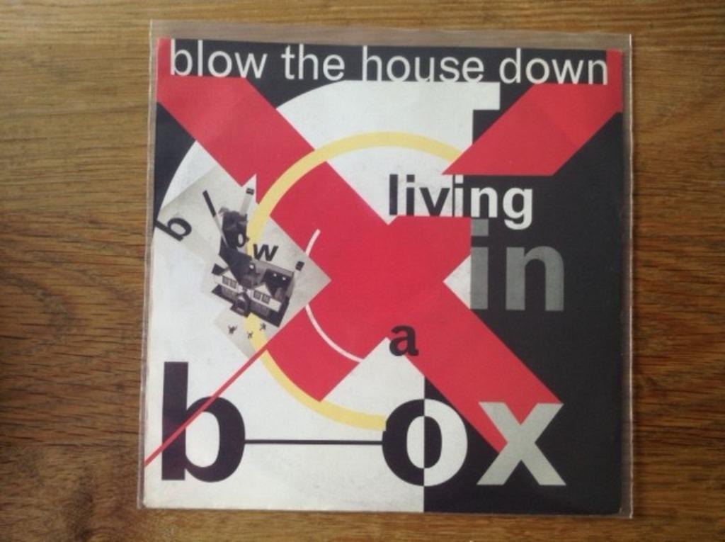 single living in a box, CD & DVD, Vinyles Singles, Single, Autres genres, 7 pouces, Enlèvement ou Envoi