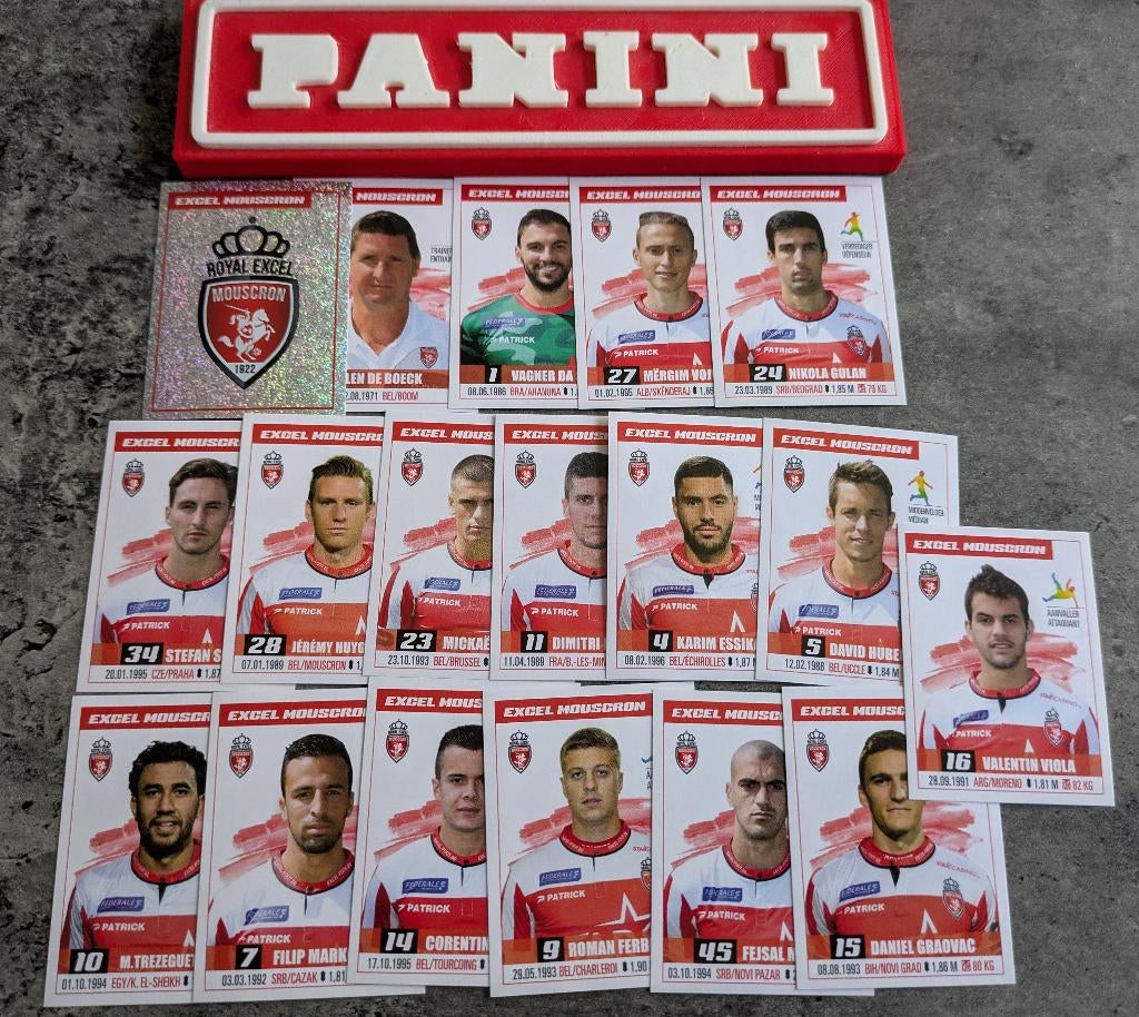 Panini FOOTBALL 2017 19 STICKERS  VOETBAL MOESKROEN, Ophalen of Verzenden, Nieuw