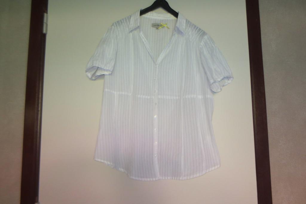 Dames bloes merk Russo & Conti maat 44, Kleding | Dames, Wit, Maat 42/44 (L), Ophalen of Verzenden, Gedragen