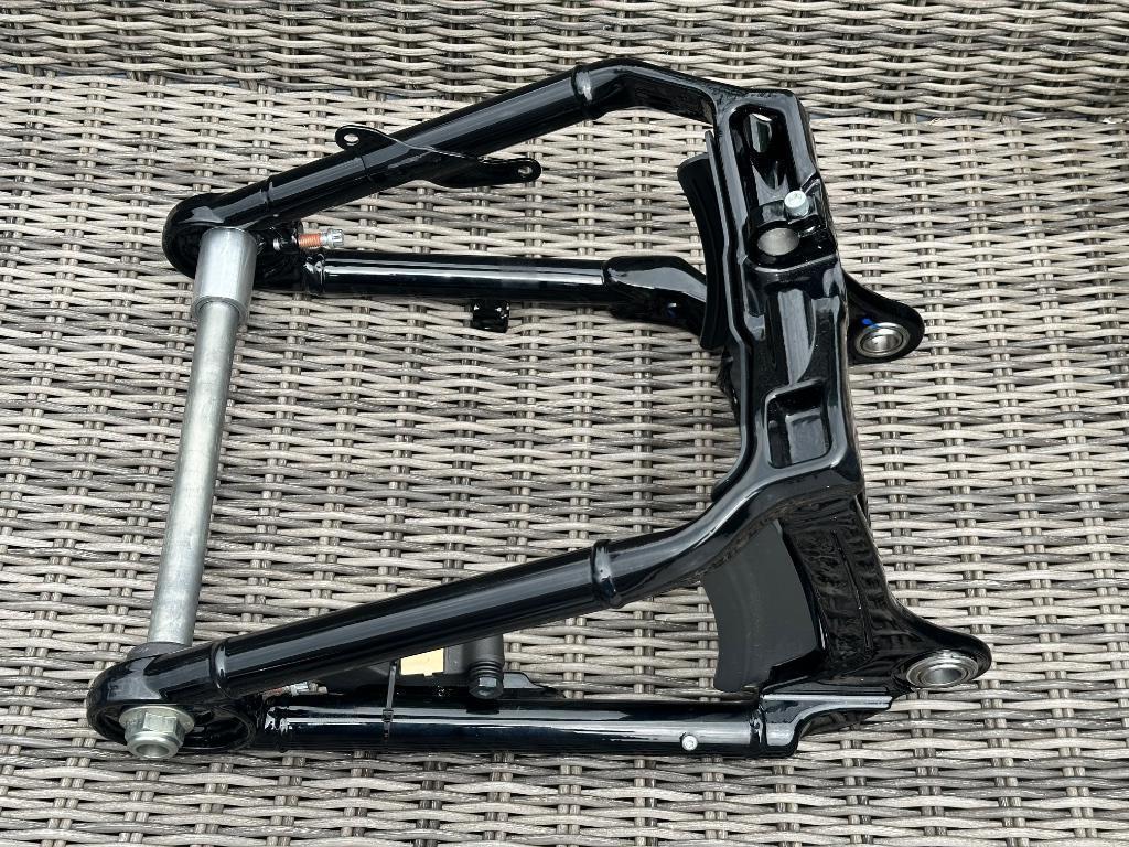 Swingarm Harley Davidson Breakout 2023, Enlèvement, Neuf