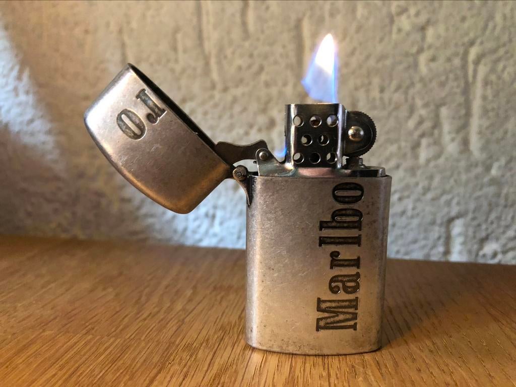 MARLBORO zippo, Verzamelen, Ophalen of Verzenden, Gebruikt, Overige typen