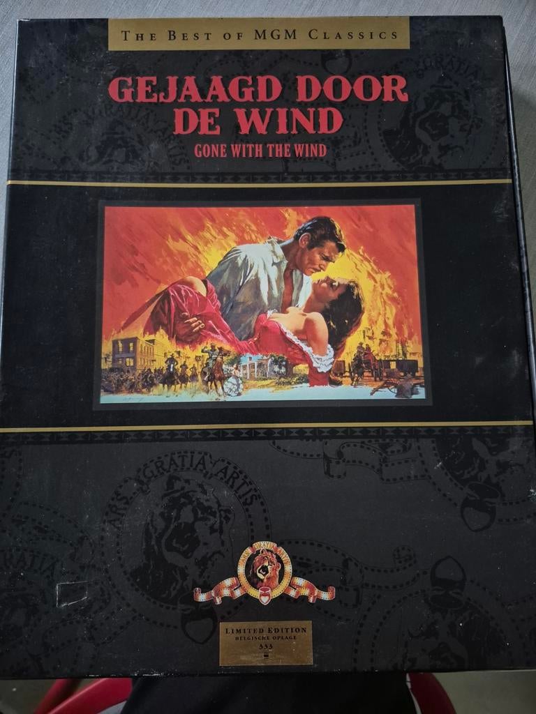 VHS Gone Through the Wind (boîtier rouge mince), Enlèvement ou Envoi