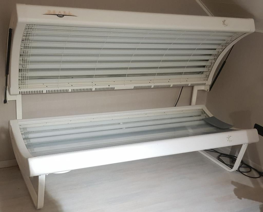 Hapro Pearl zonnebank, Ophalen, Zo goed als nieuw, Zonnebank dubbelzijdig, 15 lampen of meer