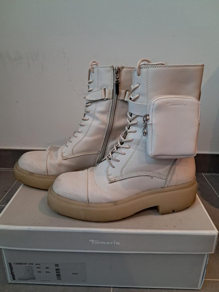 Botten Tamaris met tasje aan de zijkant, Kleding | Dames, Ophalen of Verzenden