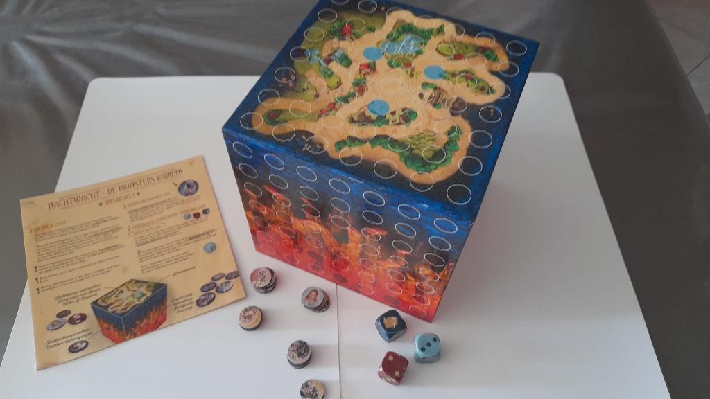 Spel Nachtwacht - De monsters komen - Studio 100, Hobby en Vrije tijd, Gezelschapsspellen | Overige, Ophalen, Gebruikt