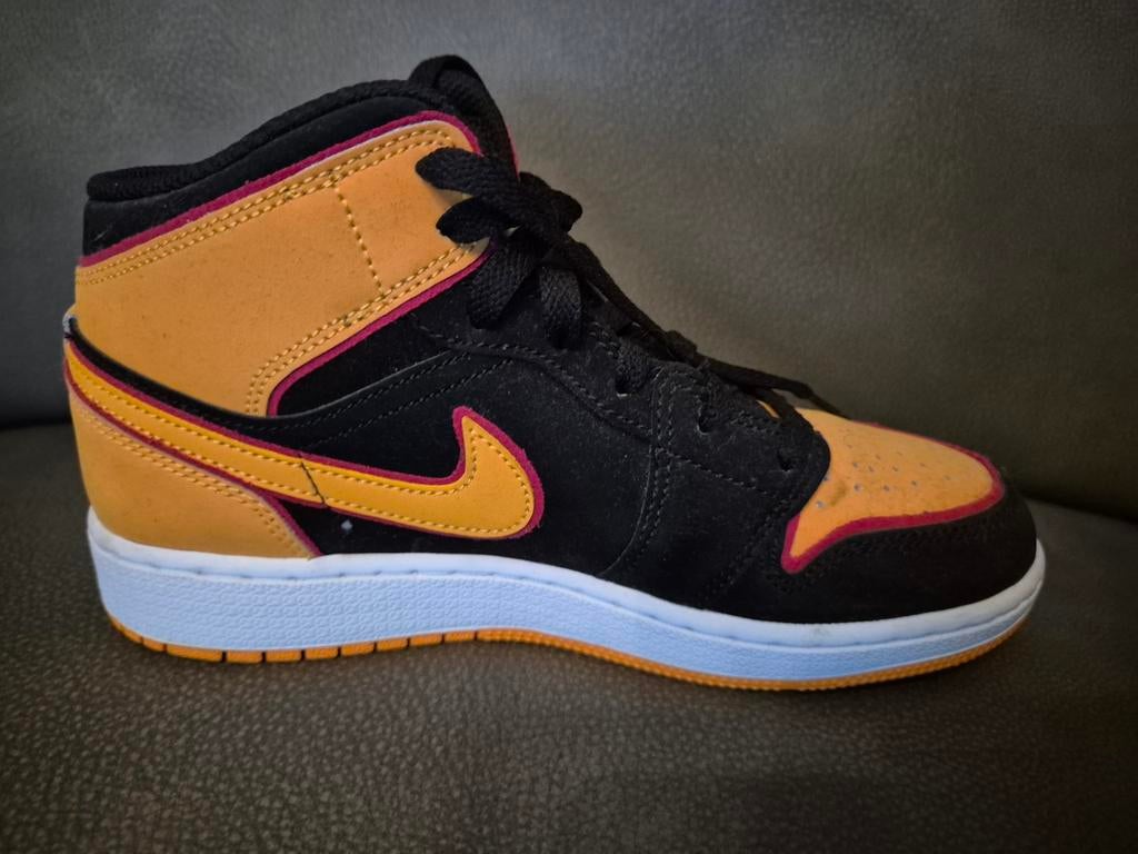 Véritable baskets Nike Air Jordan, Sports & Fitness, Basket, Enlèvement ou Envoi