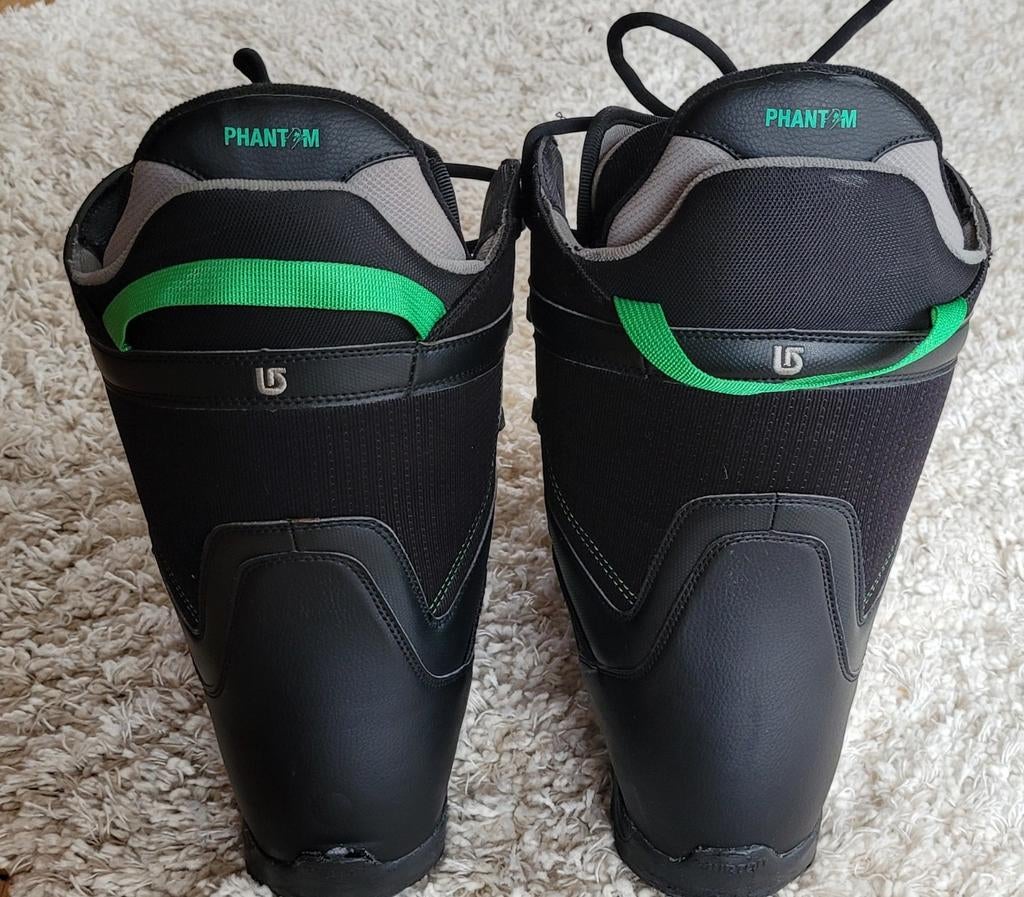 Chaussure de snowboard Burton Invader, Enlèvement