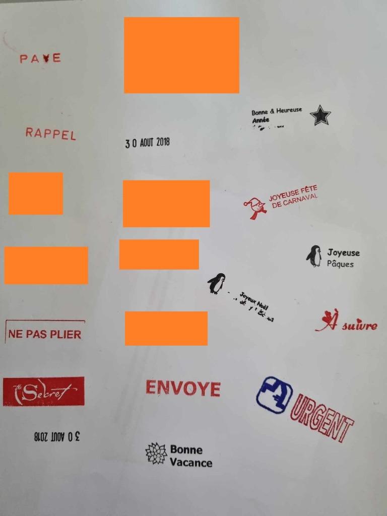 A vendre au choix tampon encreur REGARDEZ les photos, Divers, Envoi, Comme neuf