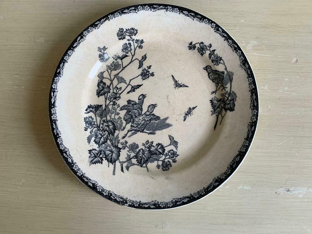 Leuk gedecoreerd faience fine bordje., Antiquités & Art, Enlèvement ou Envoi