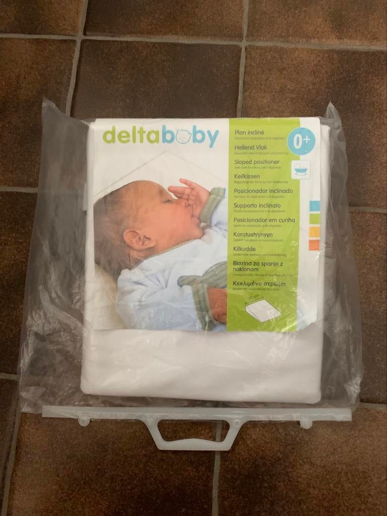 Deltababy hellend kussen smal, Ophalen, Jongetje of Meisje, Wit, Zo goed als nieuw