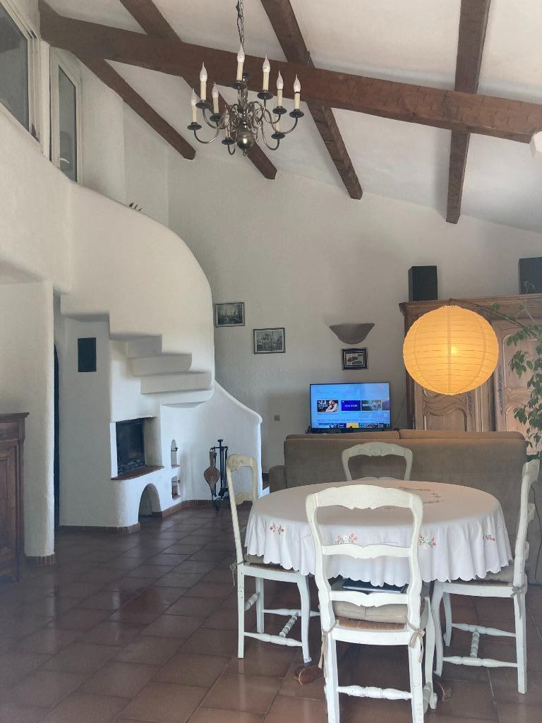 maison atypique + grand garage en provence, Maison d'habitation, Campagne, 141 m², 3 pièces