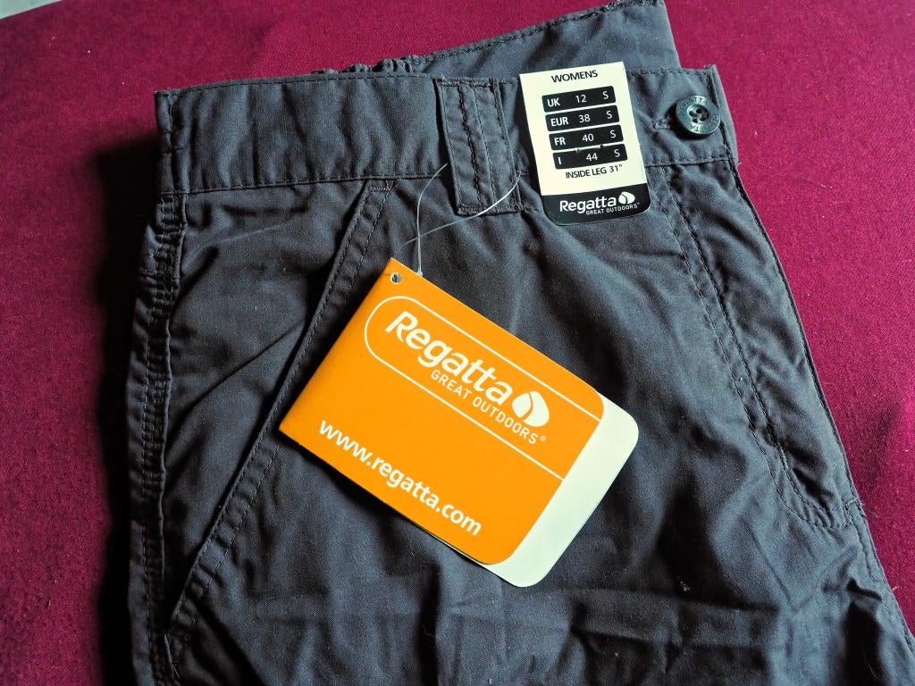 pantalons rando com.neuf - Regatta, Nike ACG, Vaude, Lafuma, Sports & Fitness, Enlèvement ou Envoi, Comme neuf, Vêtements